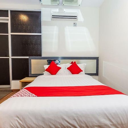 Hotel Oyo 1155 906 Batu Berendam Melaka Zewnętrze zdjęcie