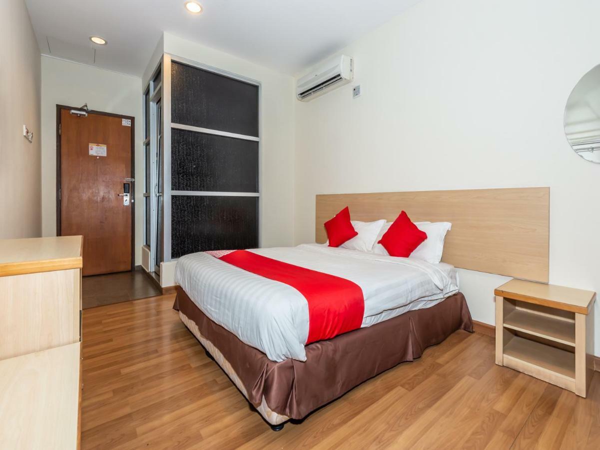 Hotel Oyo 1155 906 Batu Berendam Melaka Zewnętrze zdjęcie