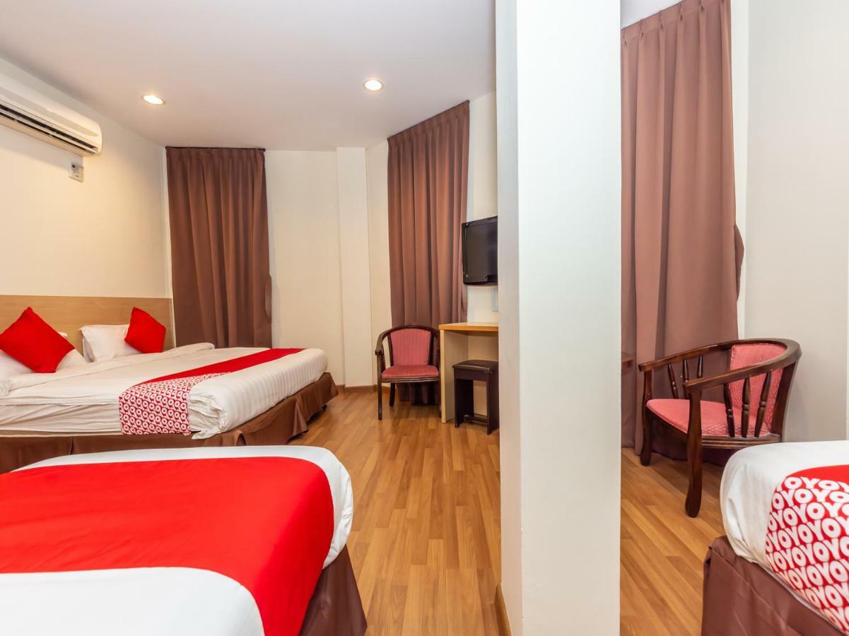 Hotel Oyo 1155 906 Batu Berendam Melaka Zewnętrze zdjęcie