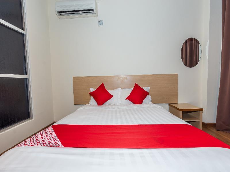 Hotel Oyo 1155 906 Batu Berendam Melaka Zewnętrze zdjęcie